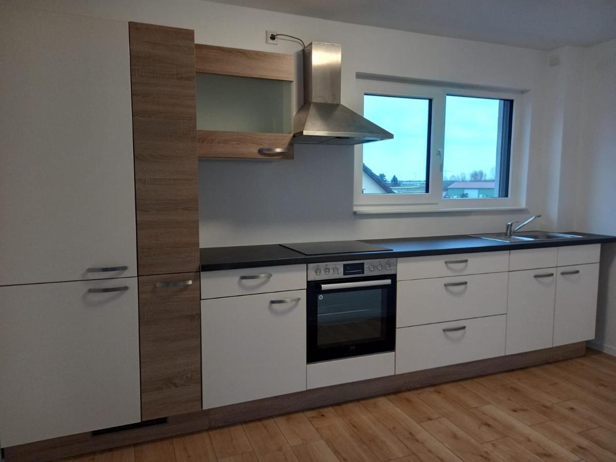 Neubau Appartement Mit Terasse, Privater Eingang,Parkplatz,Kueche Fürth 외부 사진