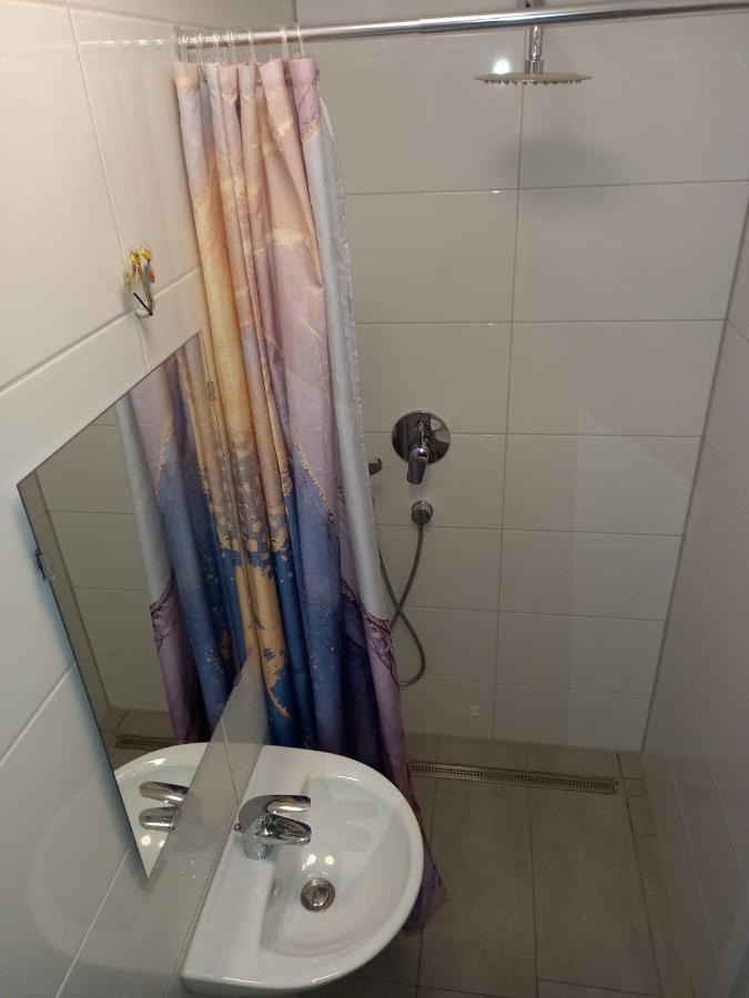 Neubau Appartement Mit Terasse, Privater Eingang,Parkplatz,Kueche Fürth 외부 사진