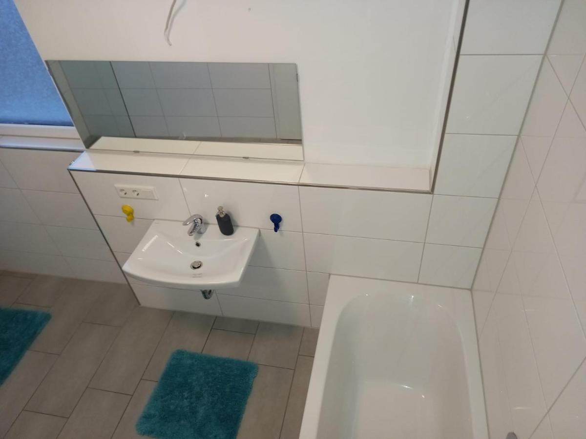 Neubau Appartement Mit Terasse, Privater Eingang,Parkplatz,Kueche Fürth 외부 사진
