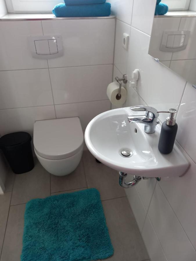Neubau Appartement Mit Terasse, Privater Eingang,Parkplatz,Kueche Fürth 외부 사진